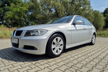 BMW SERIA 3 2.0 163KM bdb stan, e90, nawigacja, fajne wyposażenie